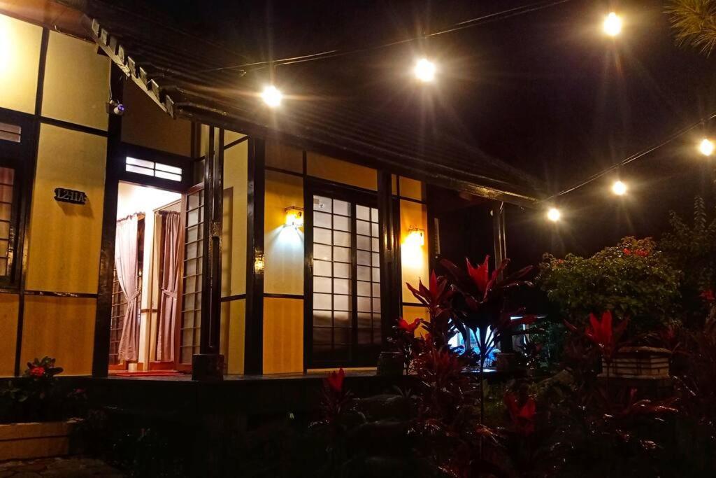 Designer Villa Tokyo Cianjur Eksteriør bilde